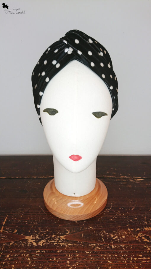 Fascia turbante velluto nero pois bianchi, fronte