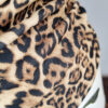 Turbante leopardato arricciato, dettaglio tessuto