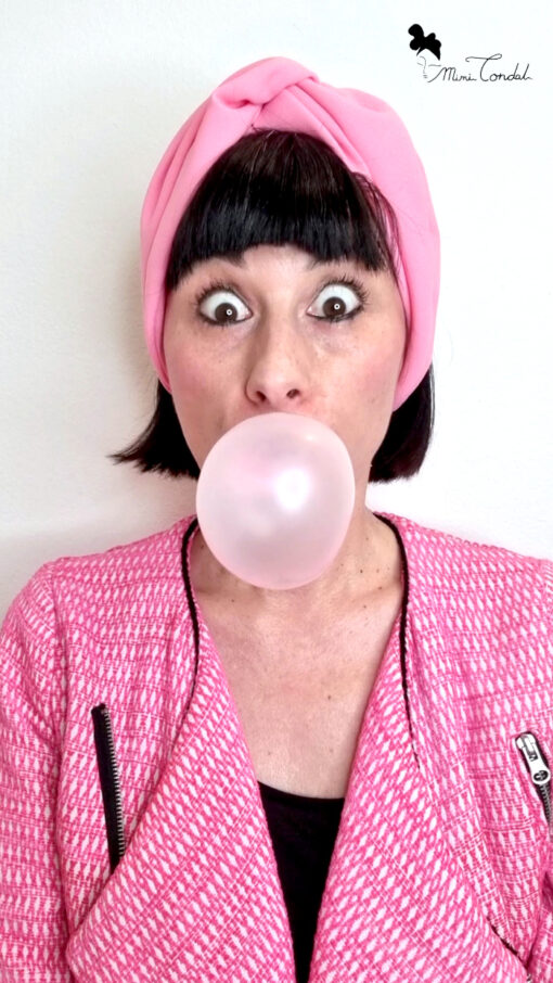 Turbante a fascia con nodo frontale colore rosa bubble gum, Mimi Condal