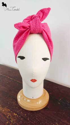 Turbante stile vintage che si annoda in tessuto fucsia, Mimi Condal