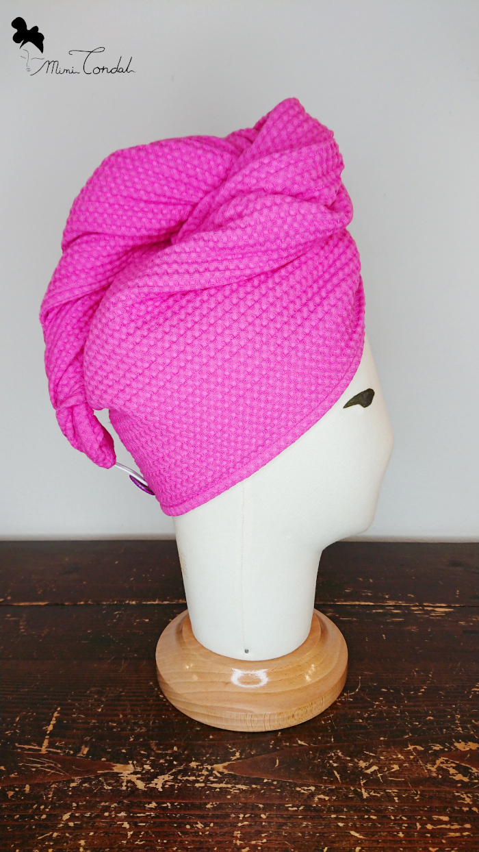 Turbante doccia preformato in cotone nido d'ape fucsia, Mimi Condal.