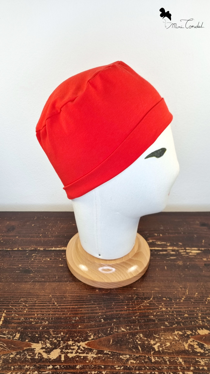 Cappellino in cotone rosso per protezione cute per perdita capelli, Mimi Condal