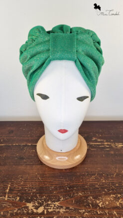 Turbante in maglina verde filata con lurex oro, Mimi Condal.