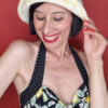Cappello pescatore in tweed di cotone giallo e bianco, con tesa sollevata, Mimi Condal